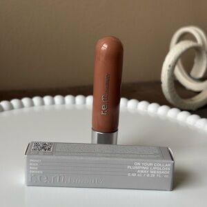 r.e.m. beauty Plumping Lipgloss in Away Message